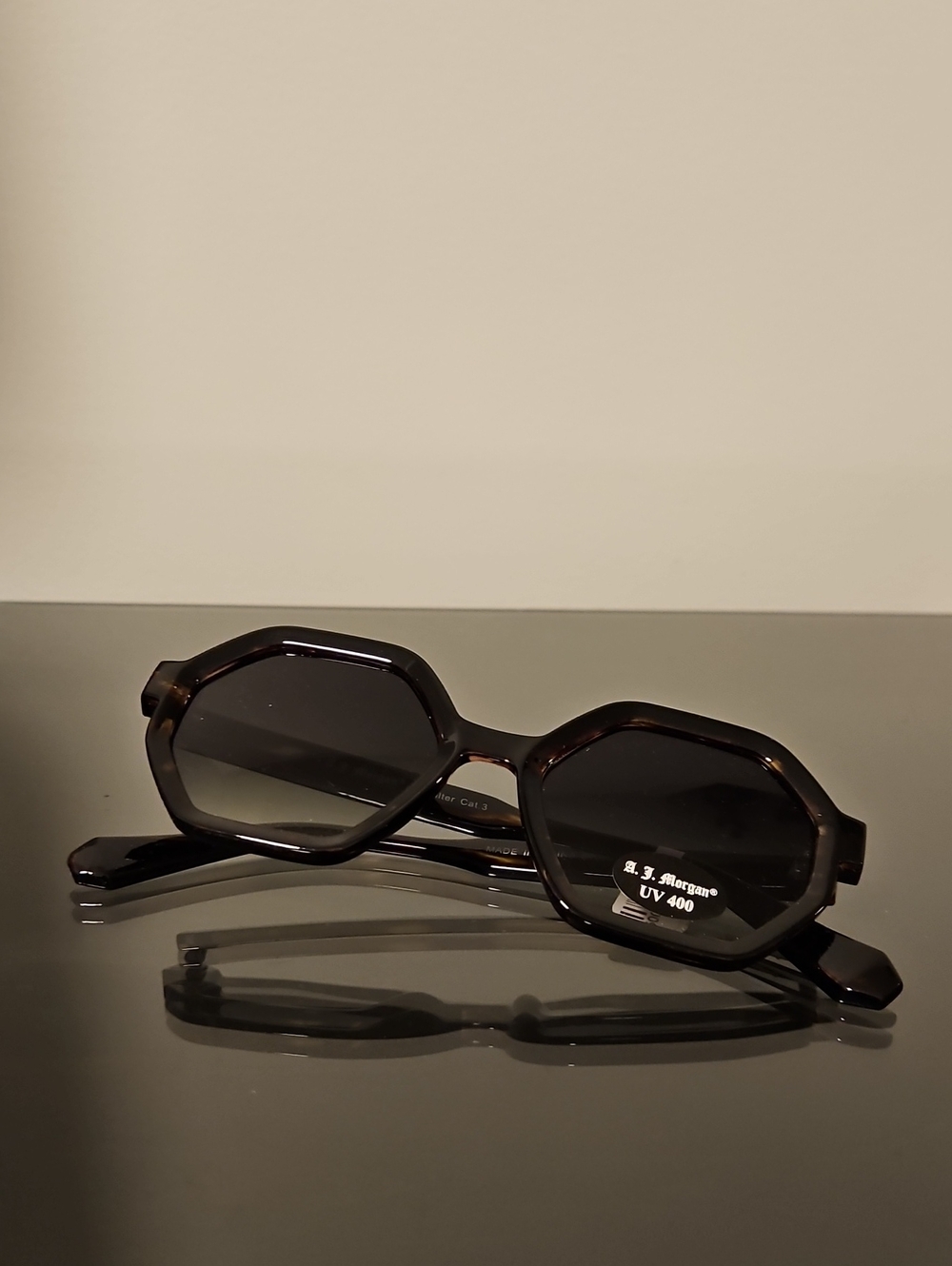 A.J. Morgan Women's Octagonal Sunglasses in Tortoiseshell and Black Lenses